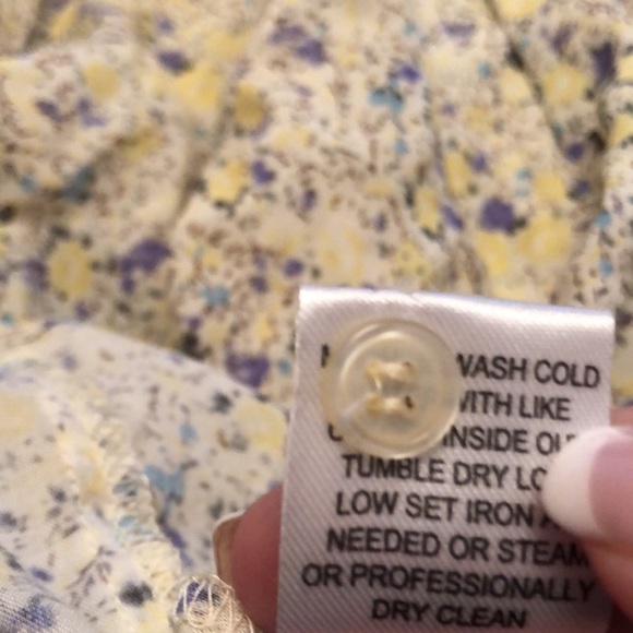 NWT woman’s M super soft top - Picture 8 of 10